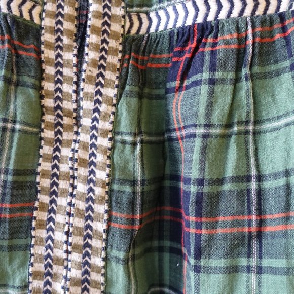 J. Crew 07599 Green Holiday Tartan Plaid Embroidered Popover V Neck Blouse 0 - Picture 8 of 14